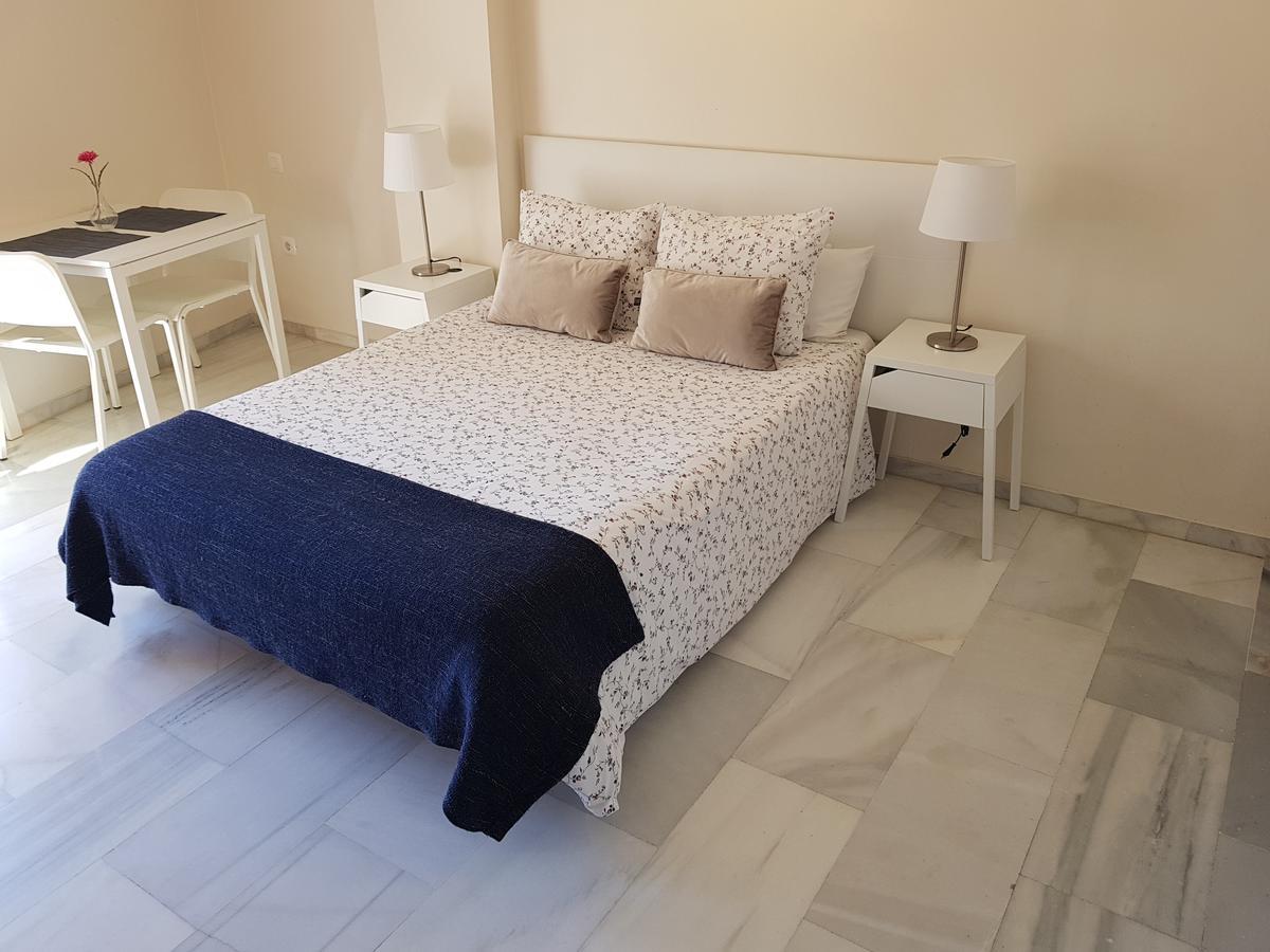 Fan Flat Eugenio (Adults Only) Apartment มาลากา ภายนอก รูปภาพ